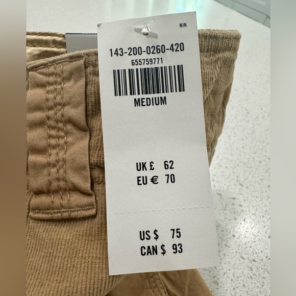 New with tags Abercrombie cargo skirt - Picture 3 of 3